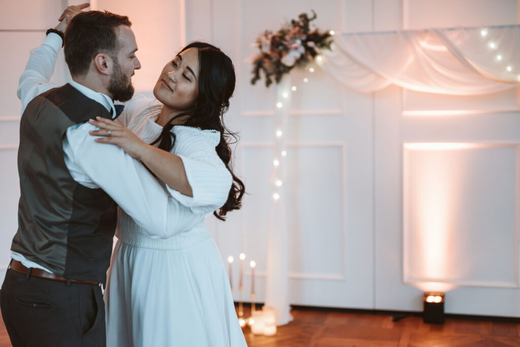 Stimmung-auf-einer-Winterhochzeit-mit-Hochzeitsplaner-in-Berlin